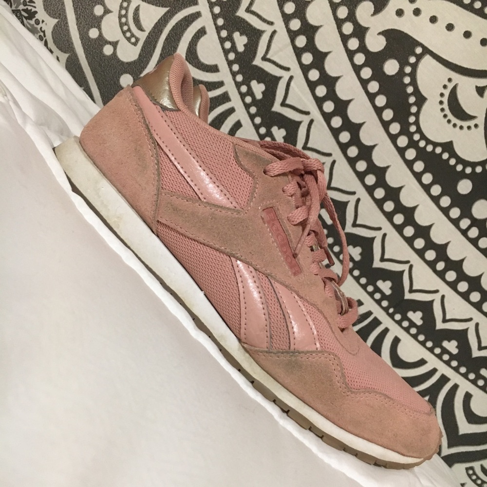 Pink Reebok Tennis Shoes